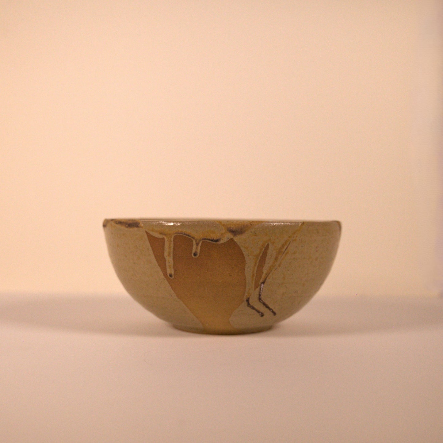 Bowl with eye